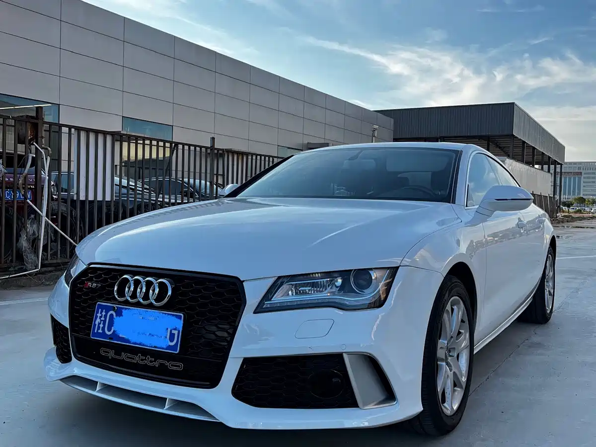 Audi A7 2013 50 TFSI quattro Luxury фото 2