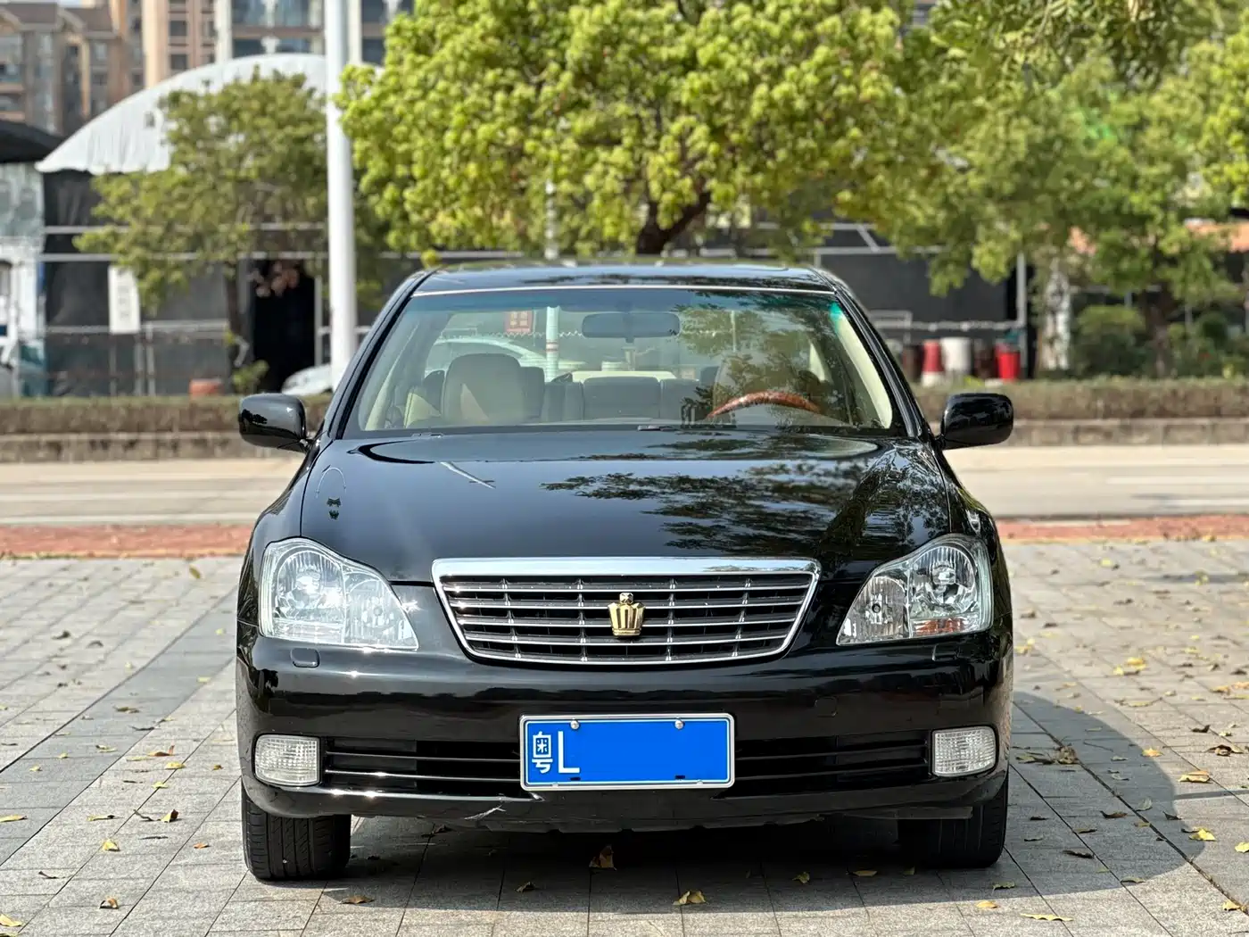 Toyota Crown 2007 2.5L Royal Navigation Edition фото 2