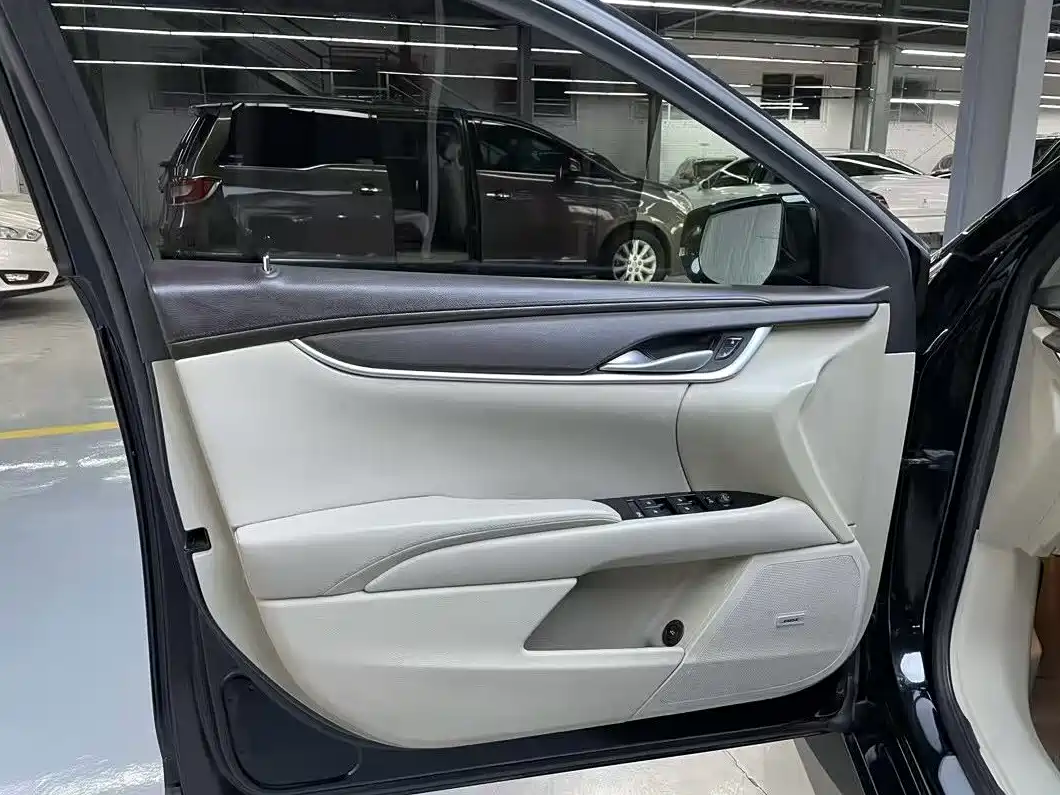 Cadillac XTS 2015 28T Elite фото 8