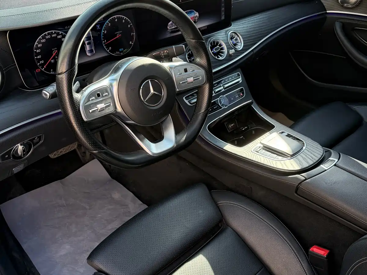 Mercedes-Benz E-Class 2020 Model E 260 L Sport фото 5