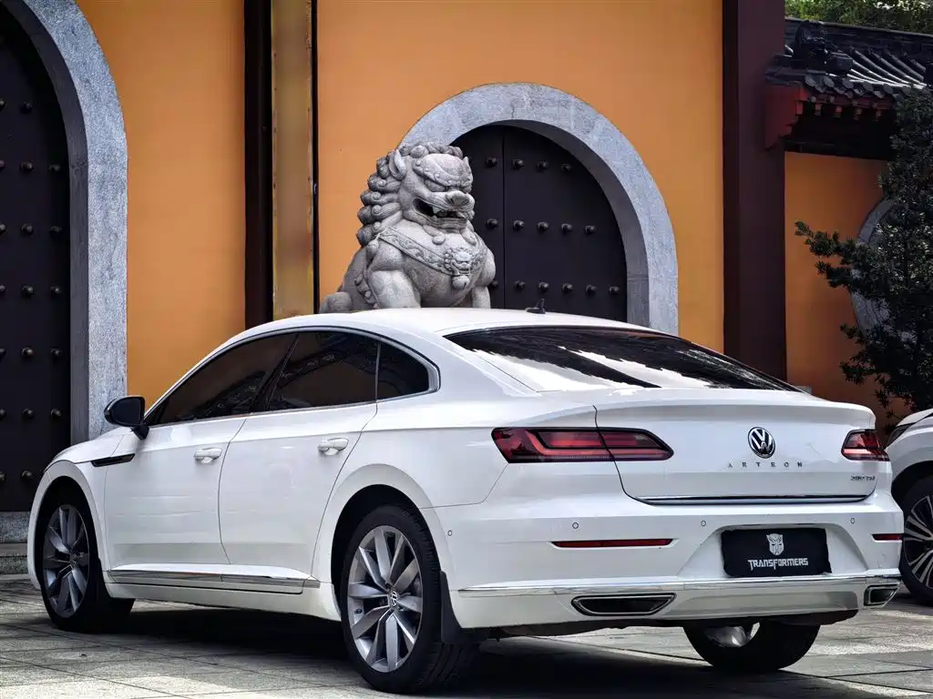 Volkswagen FAW-Volkswagen CC 2019 380TSI Glamour Edition China V фото 6