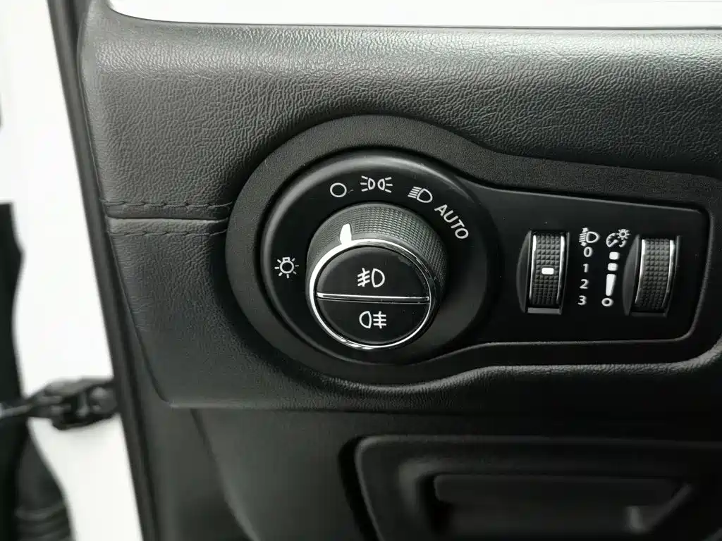 Jeep Commander 2019 2018 2.0T 4WD Ultimate Version China V