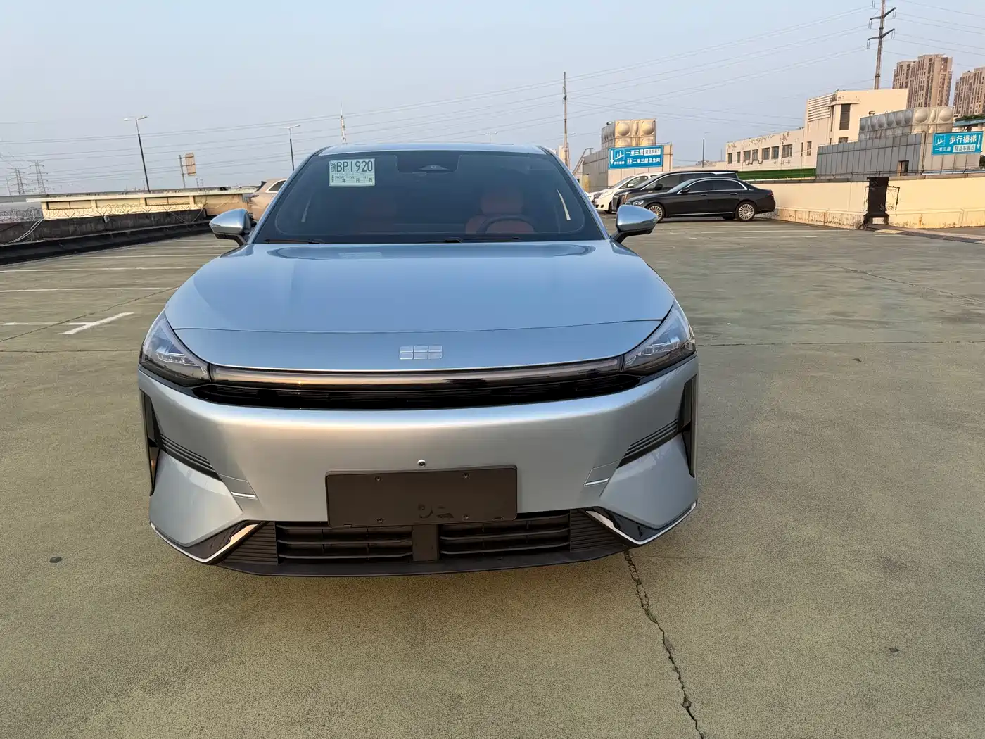 Geely Galaxy Galaxy L6 2025 EM-i 140km Starship Edition фото 2