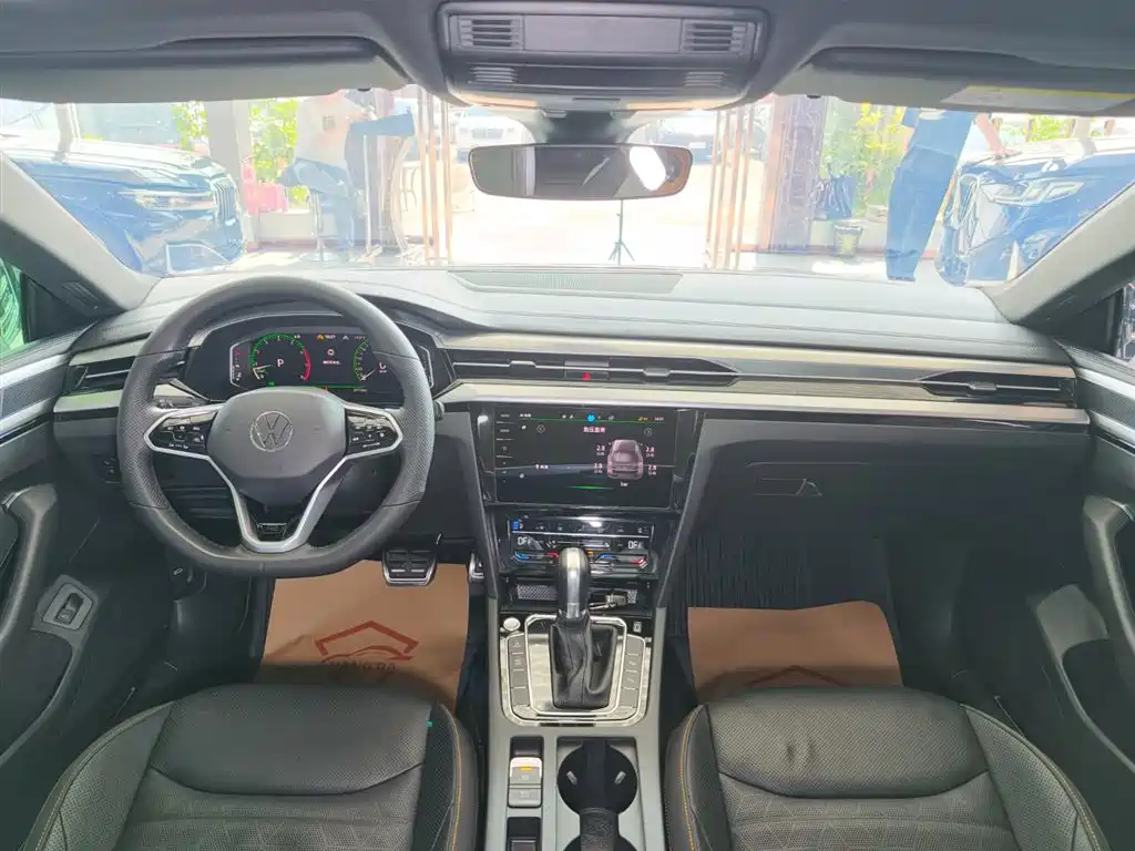 Volkswagen FAW-Volkswagen CC 2024 380TSI Eye-catching Public Sharing Edition фото 15