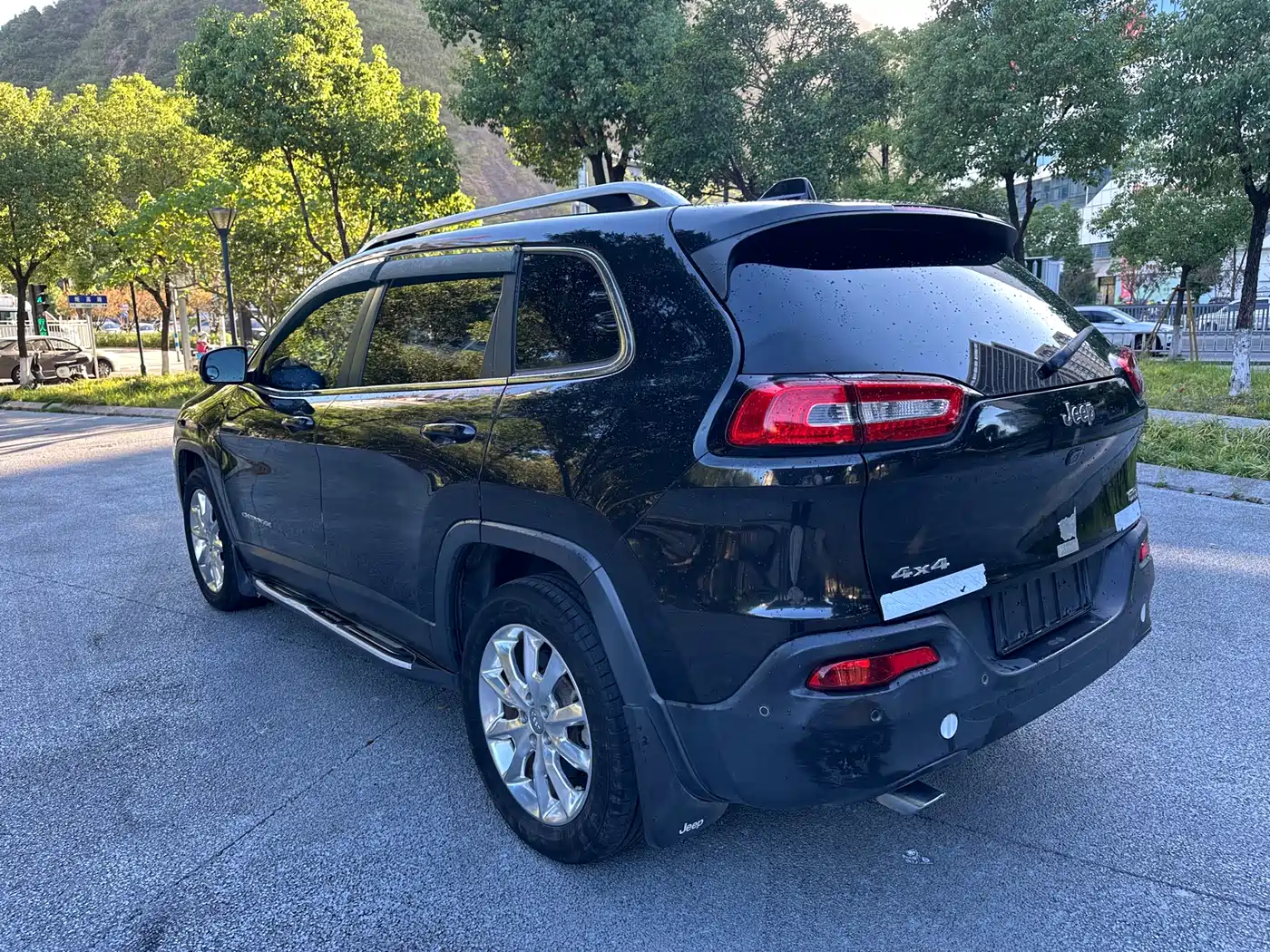 Jeep Cherokee (Import) 2014 2014 2.4L Luxury