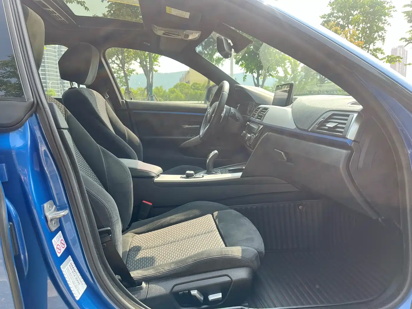 BMW 4 Series 2017 425i Gran Coupe Leading M Sport Package фото 11