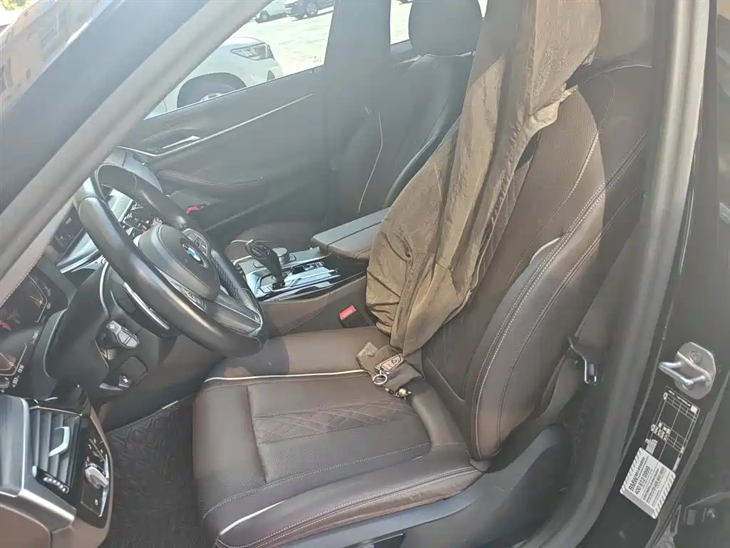 BMW 5 Series 2022 Model Second Facelift 530Li Leading M Sport Package фото 11
