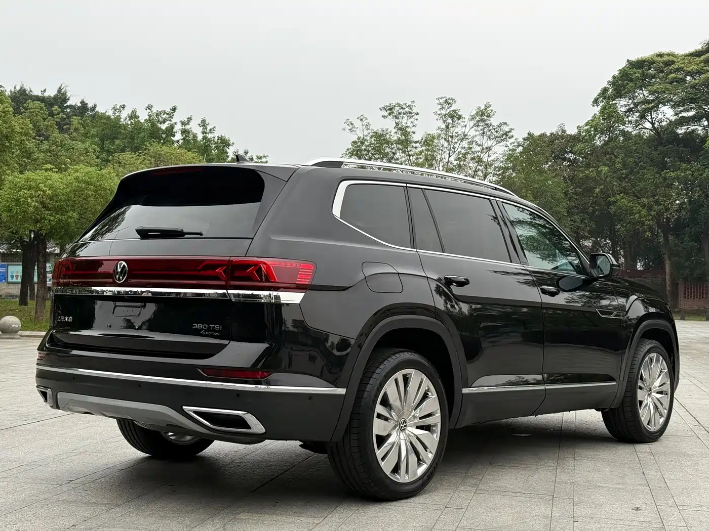 Volkswagen Teramont 2024 380TSI 4WD Dragon Auspicious Edition фото 15