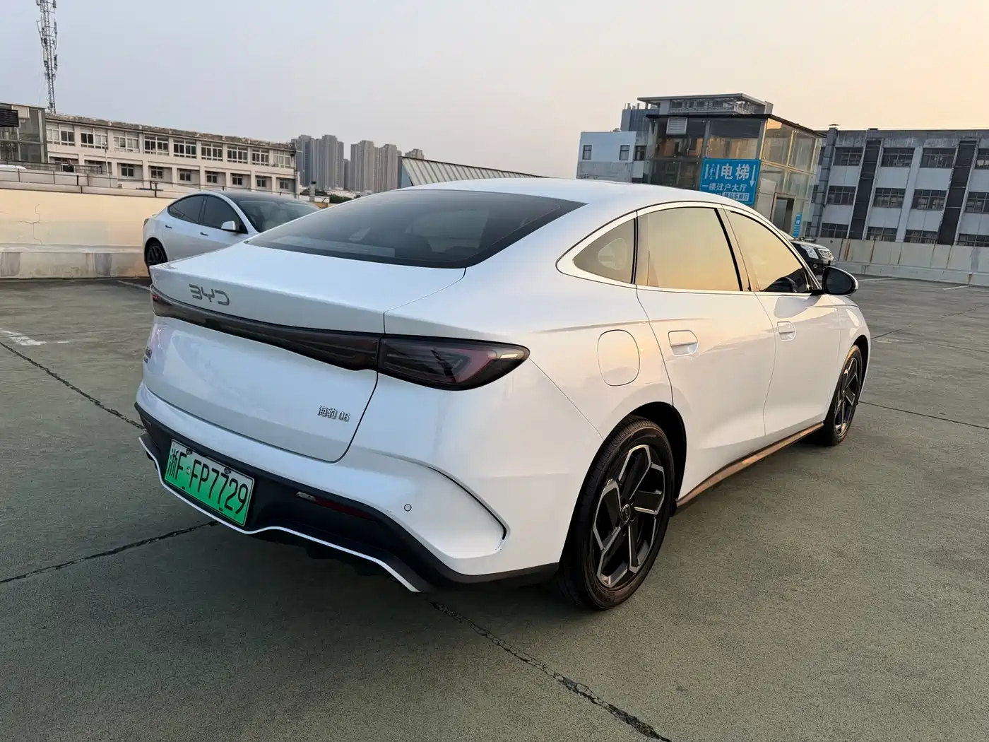 BYD Seal 06 New Energy 2024 DM-i 120KM Flagship фото 5