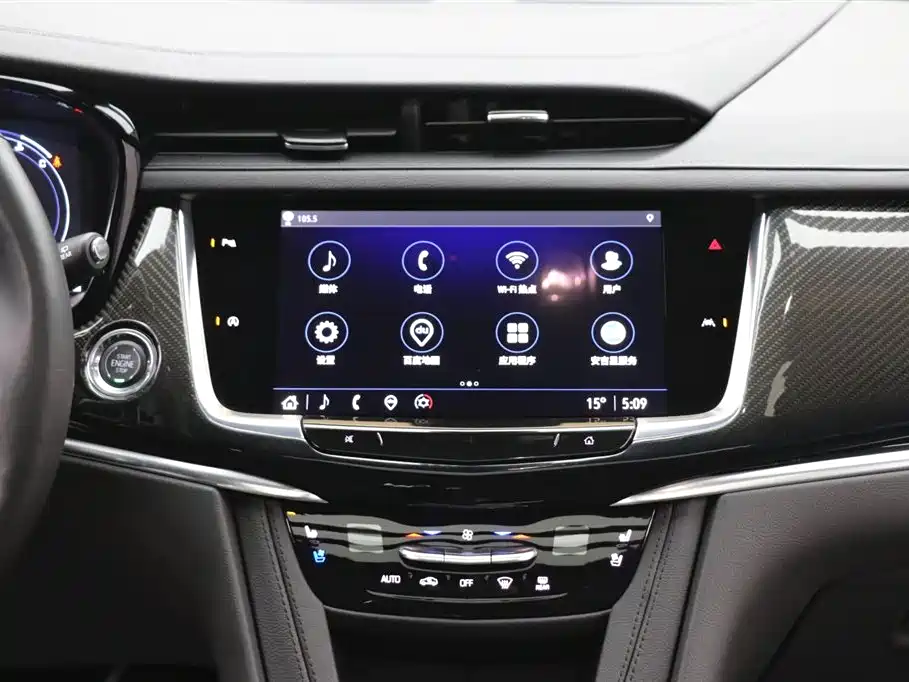 CADILLAC XT6