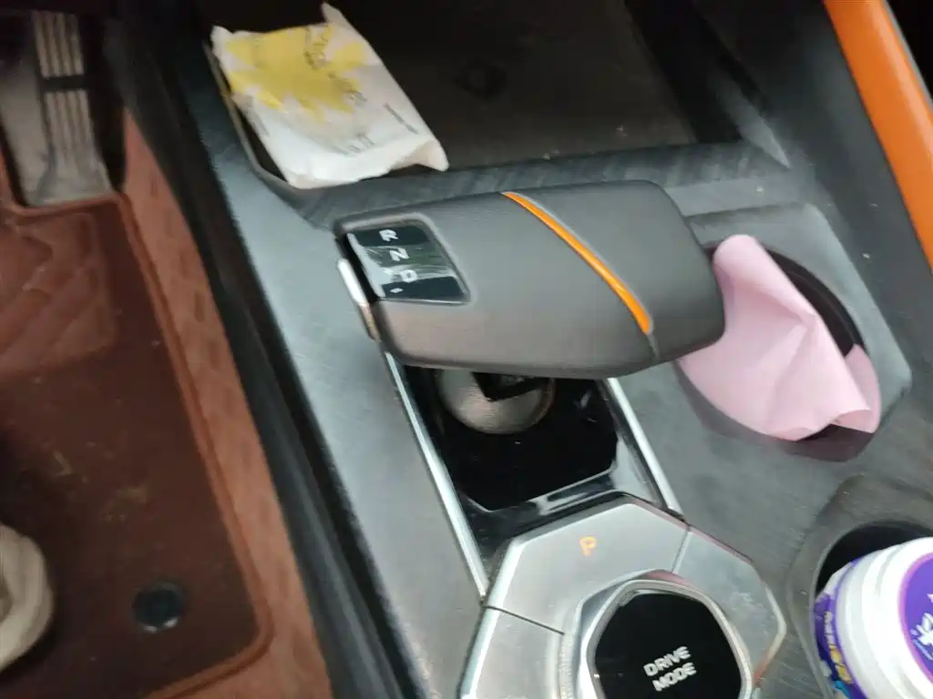 CHANGAN UNI-V
