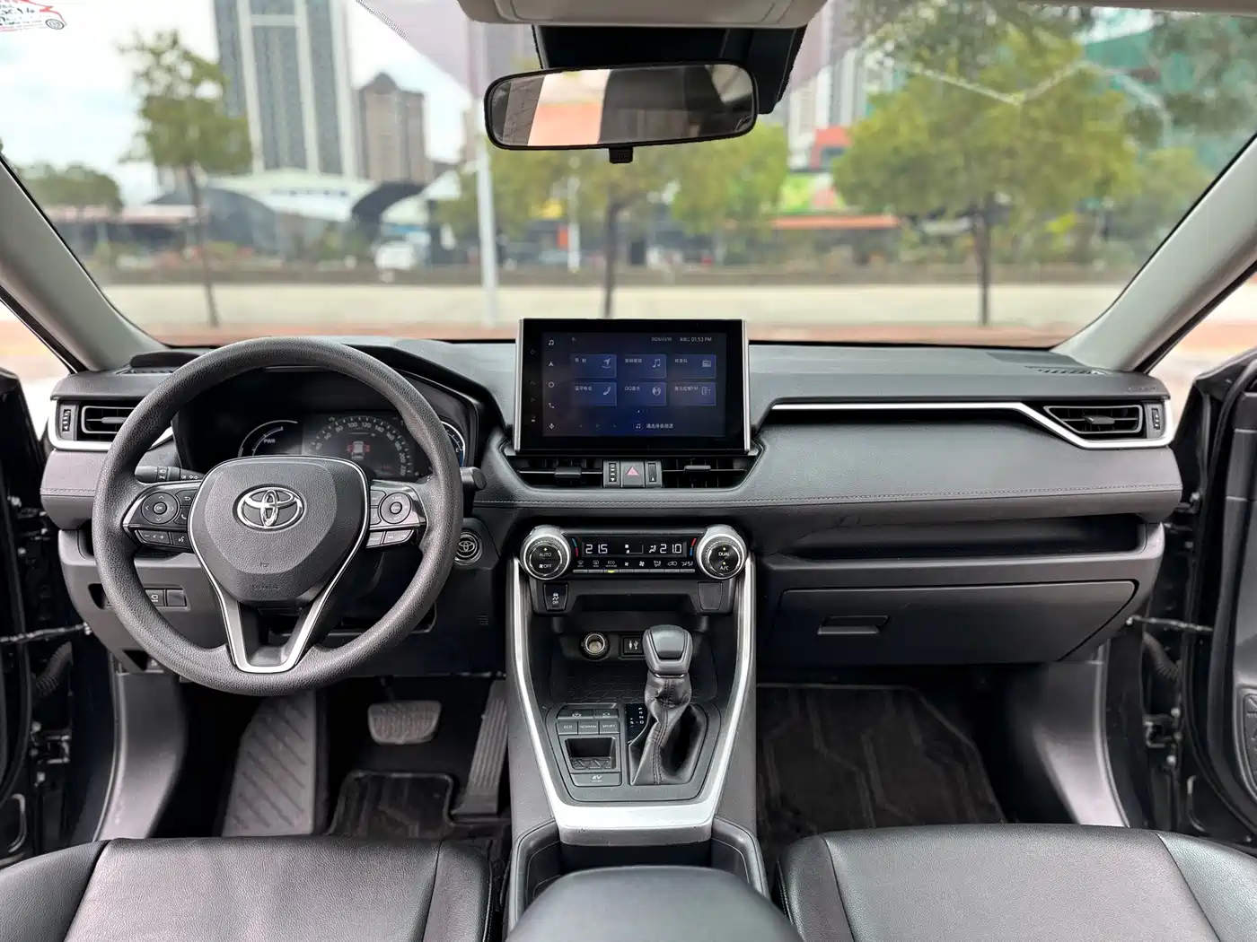 Toyota RAV4 Rongfang 2021 Hybrid 2.5L E-CVT Front-wheel Drive Elite Edition фото 9