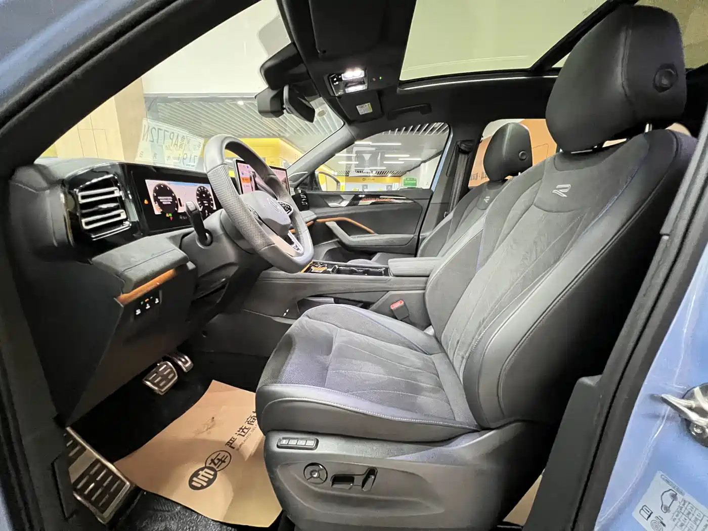 Volkswagen Tiguan L 2025 PRO 380TSI 4WD R-Line Smart Premium Edition фото 8