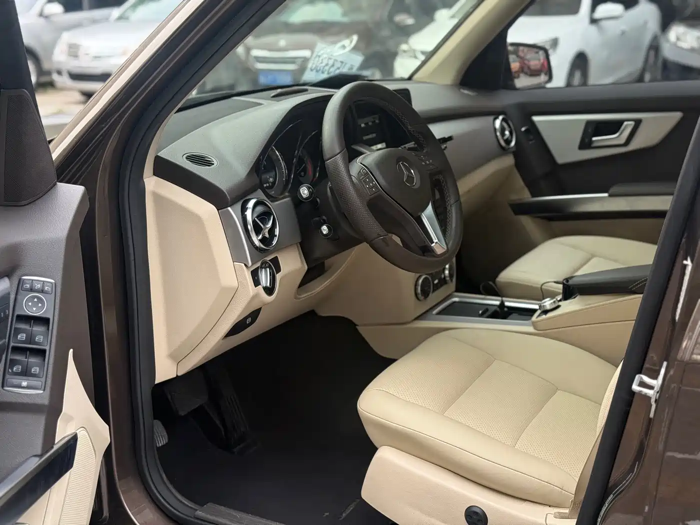 Mercedes-Benz GLK-Class 2013 Facelift GLK 300 4MATIC Fashion фото 8