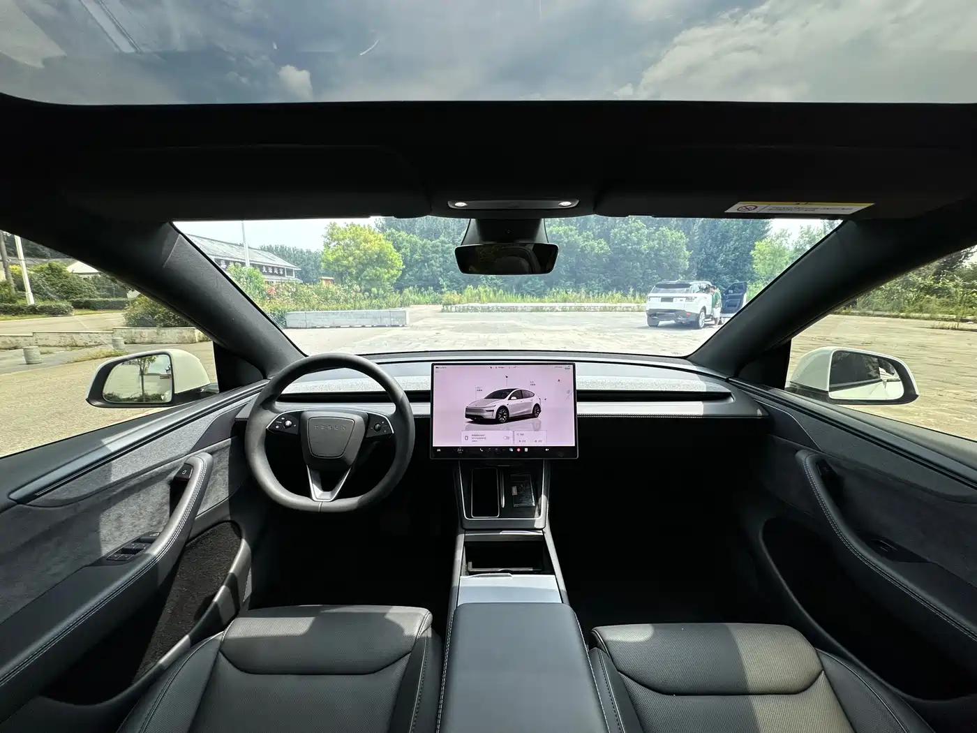 Tesla Model Y L 2026 2025 Facelift Long Range AWD
