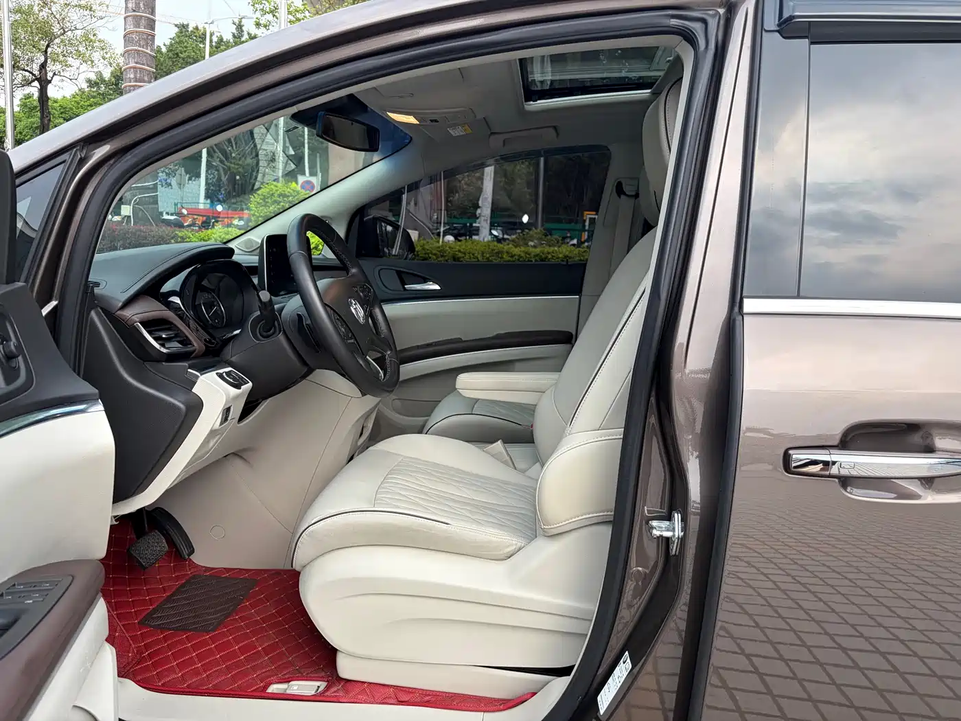 BUICK GL8