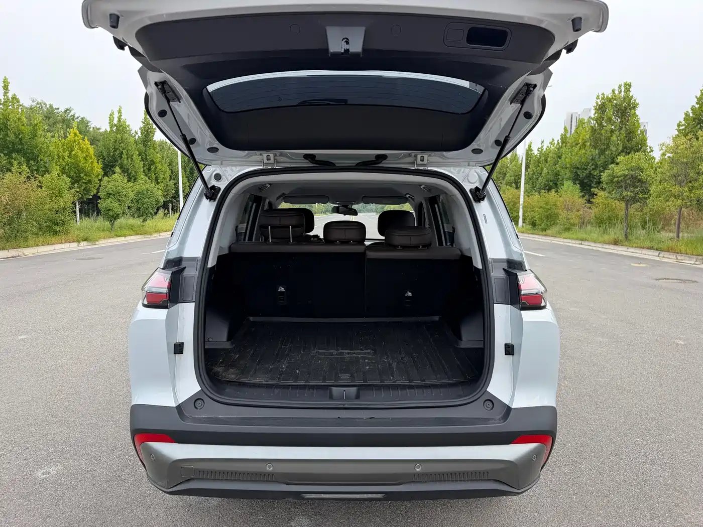 Wuling Motors Starlight 560 NEV 2026 2025 Model Pure Electric Version 5-seater