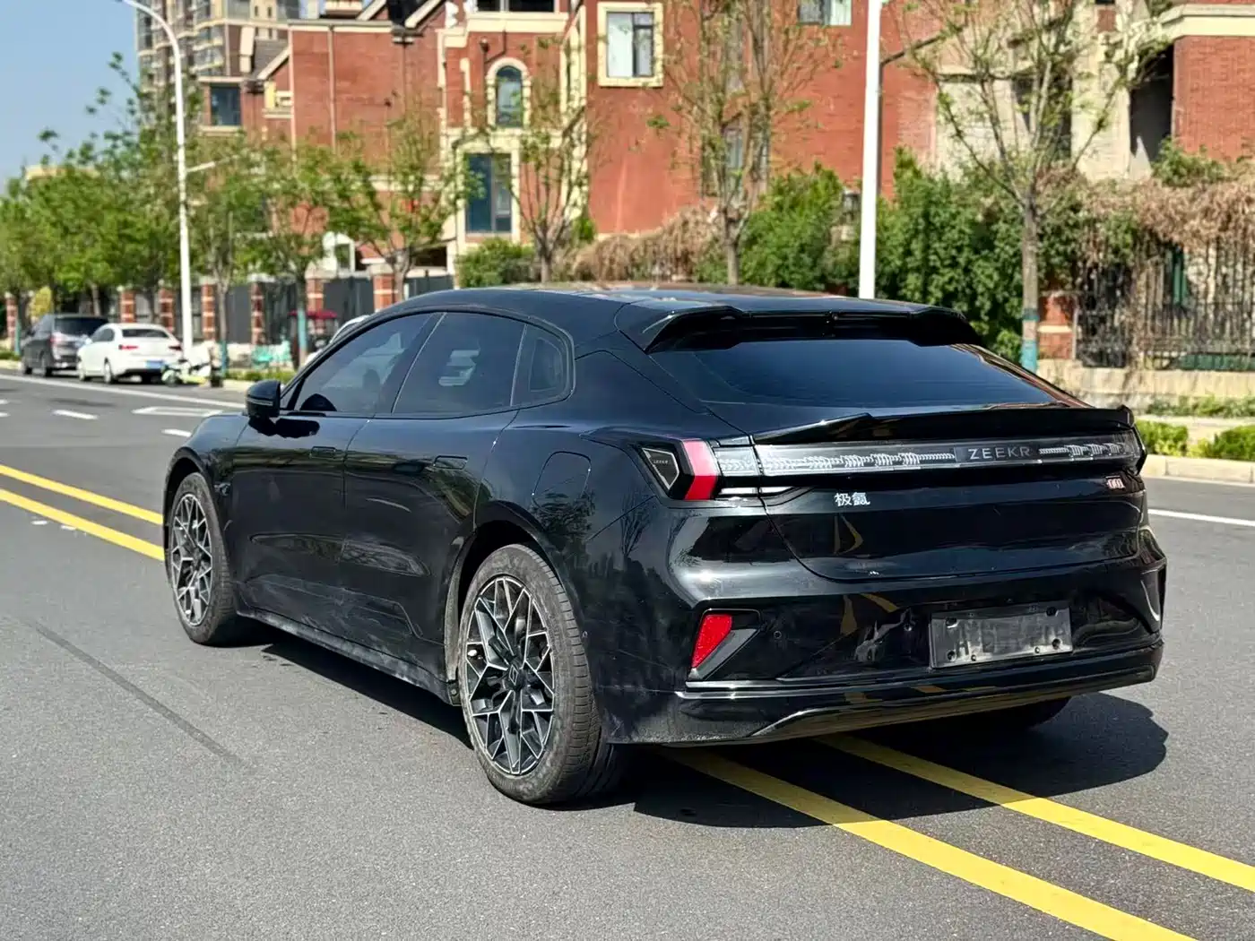 ZEEKR EXTREME KRYPTON 001