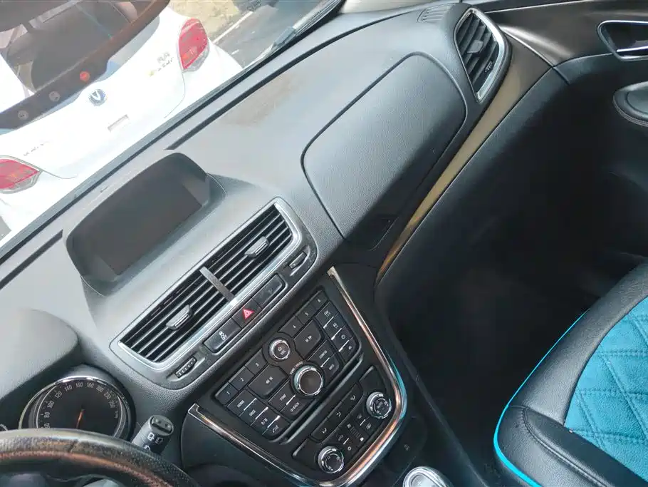 Buick Encore 2015 1.4T Automatic 2WD Urban Leading фото 13
