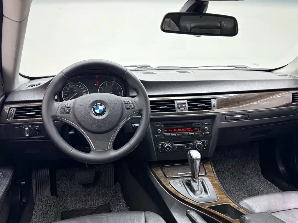 BMW 3 Series (Import) 2013 2011 320i Coupe