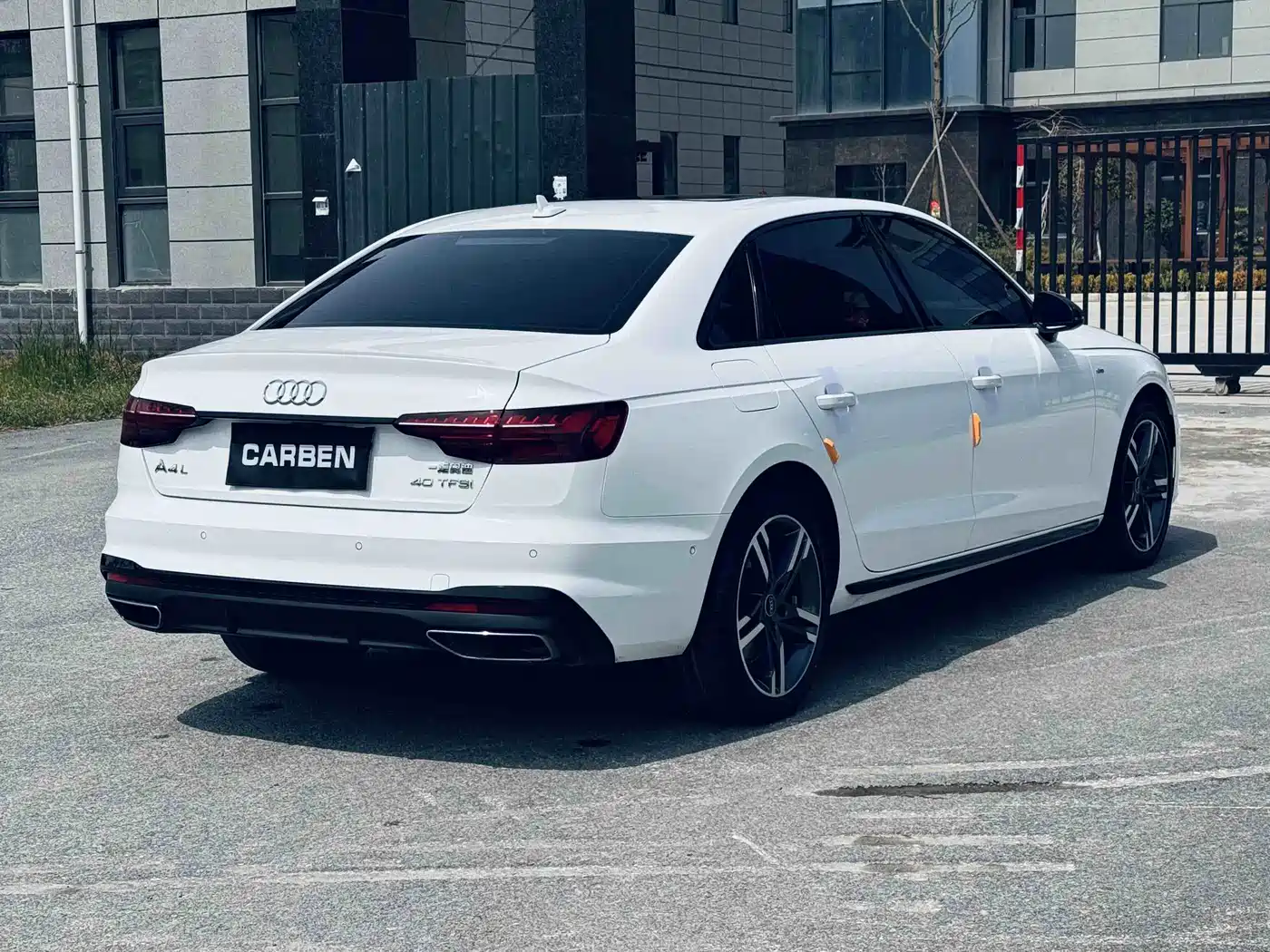 Audi A4L 2022 40 TFSI Luxury Dynamic фото 12