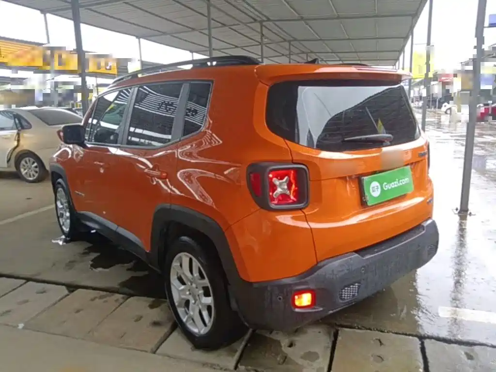 Jeep Renegade 2019 2018 Connected Large Screen Edition 180T Automatic High Energy