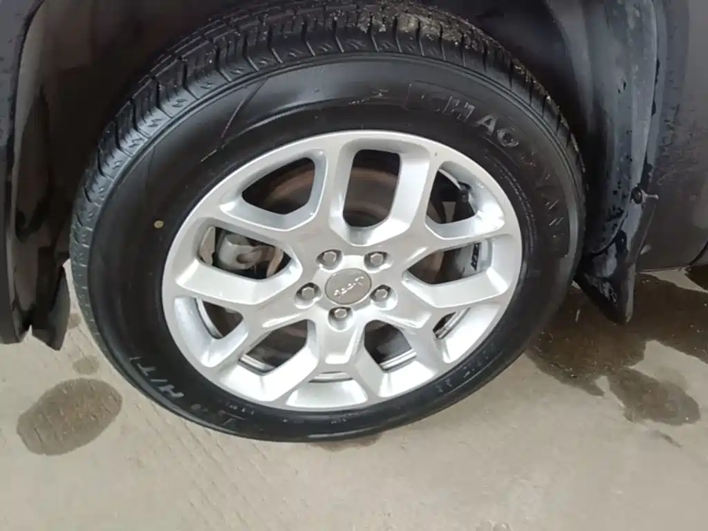 Jeep Renegade 2019 2018 Connected Large Screen Edition 180T Automatic High Energy