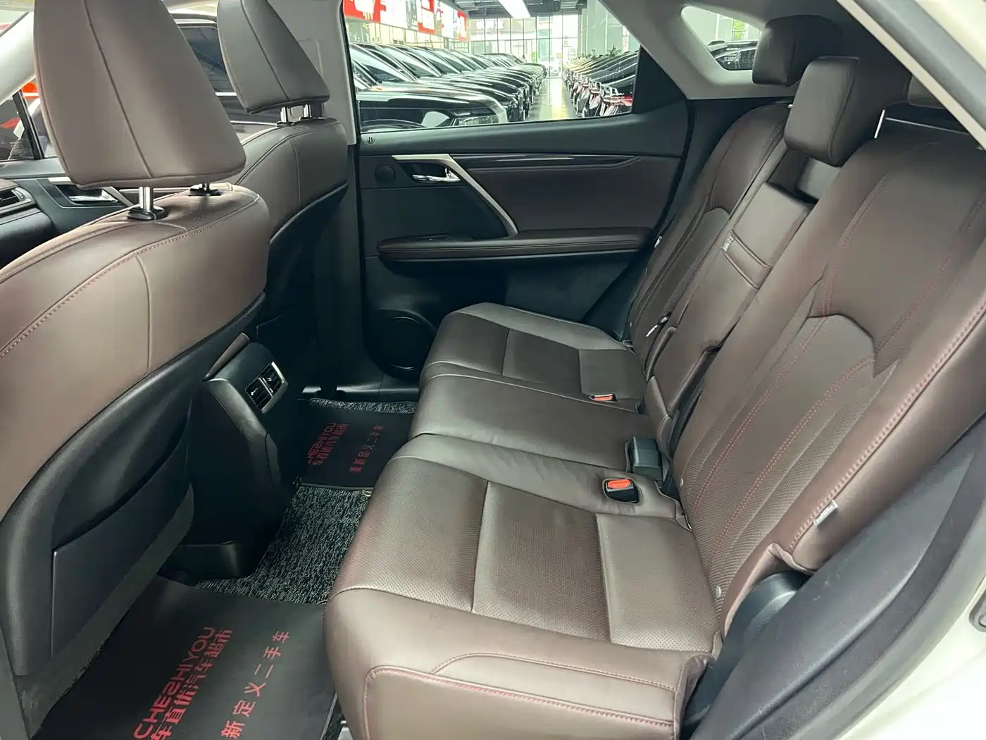 Lexus RX 2020 Facelift 300 AWD Elegance Edition фото 10