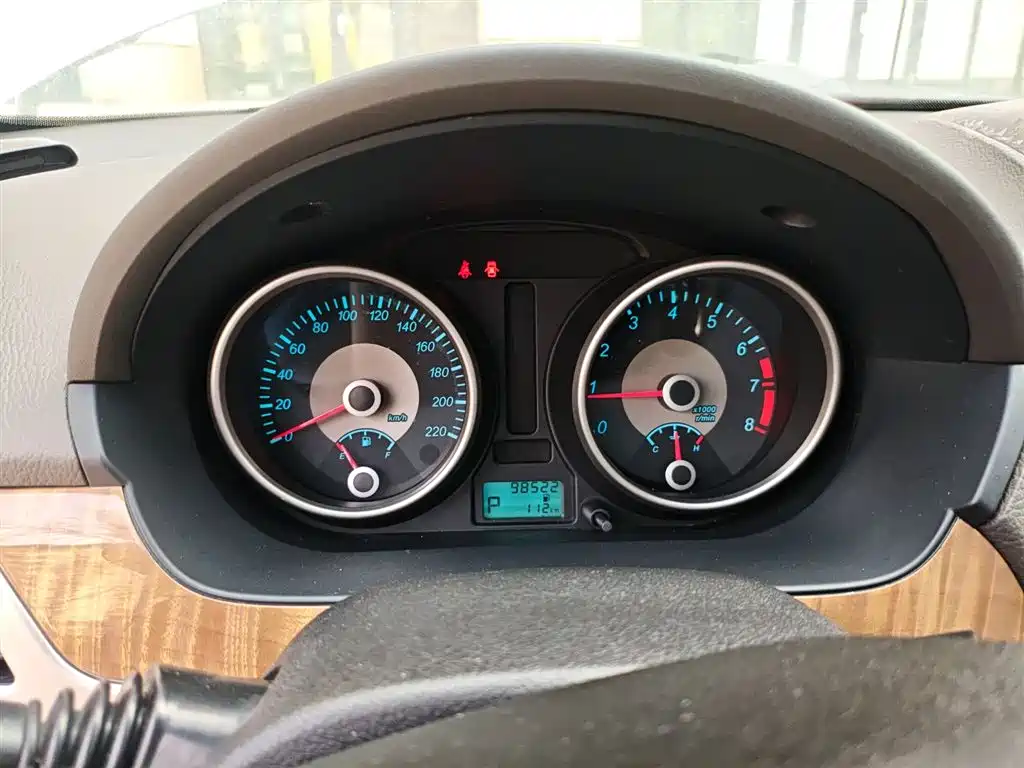 Buick Excelle 2015 1.5L Automatic Classic фото 8