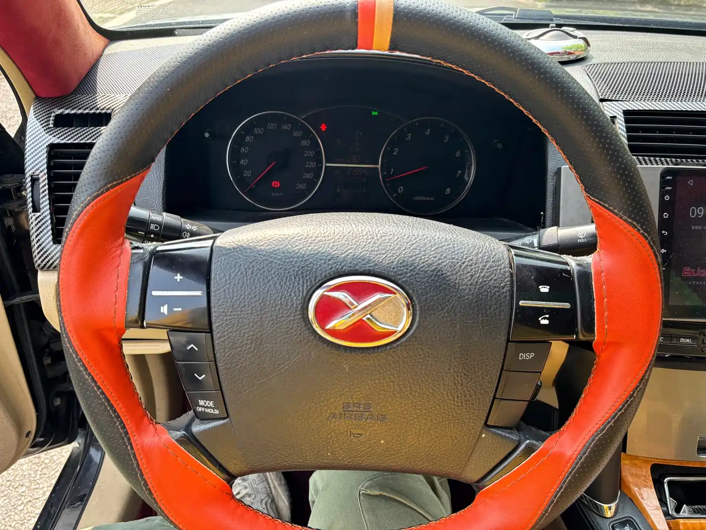 Toyota Reiz фото 11