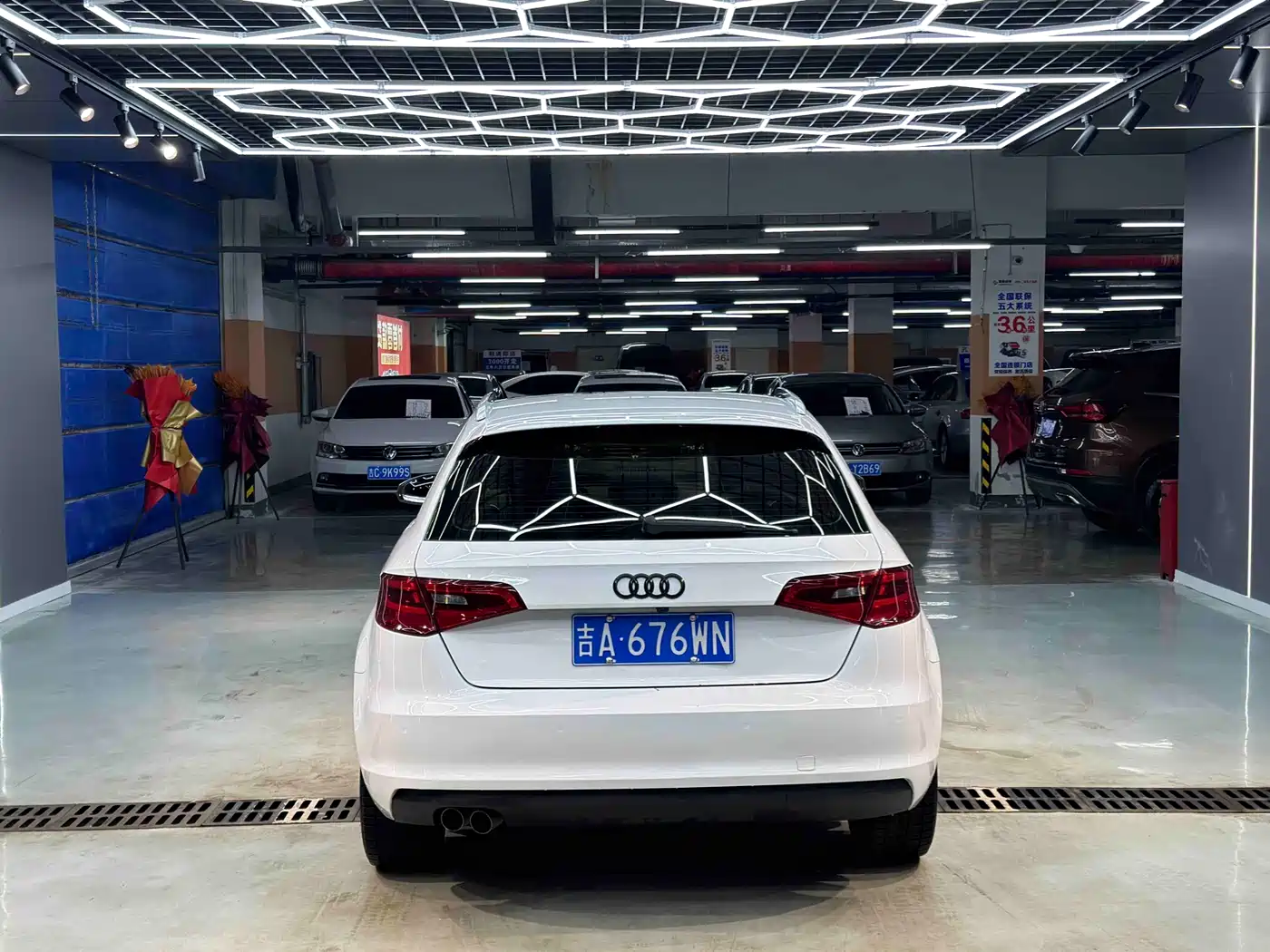 Audi A3 2016 Sportback 35 TFSI Leadership фото 8