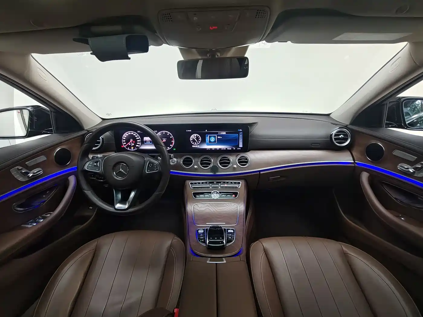 Mercedes-Benz E-Class 2017 Model E 320 L 4MATIC фото 5