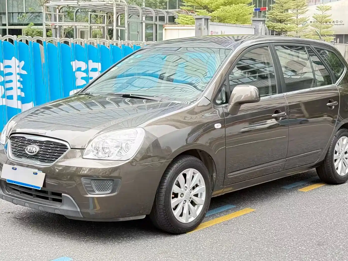 Kia Carens 2011 2011 1.6L 5-seat Automatic Comfort
