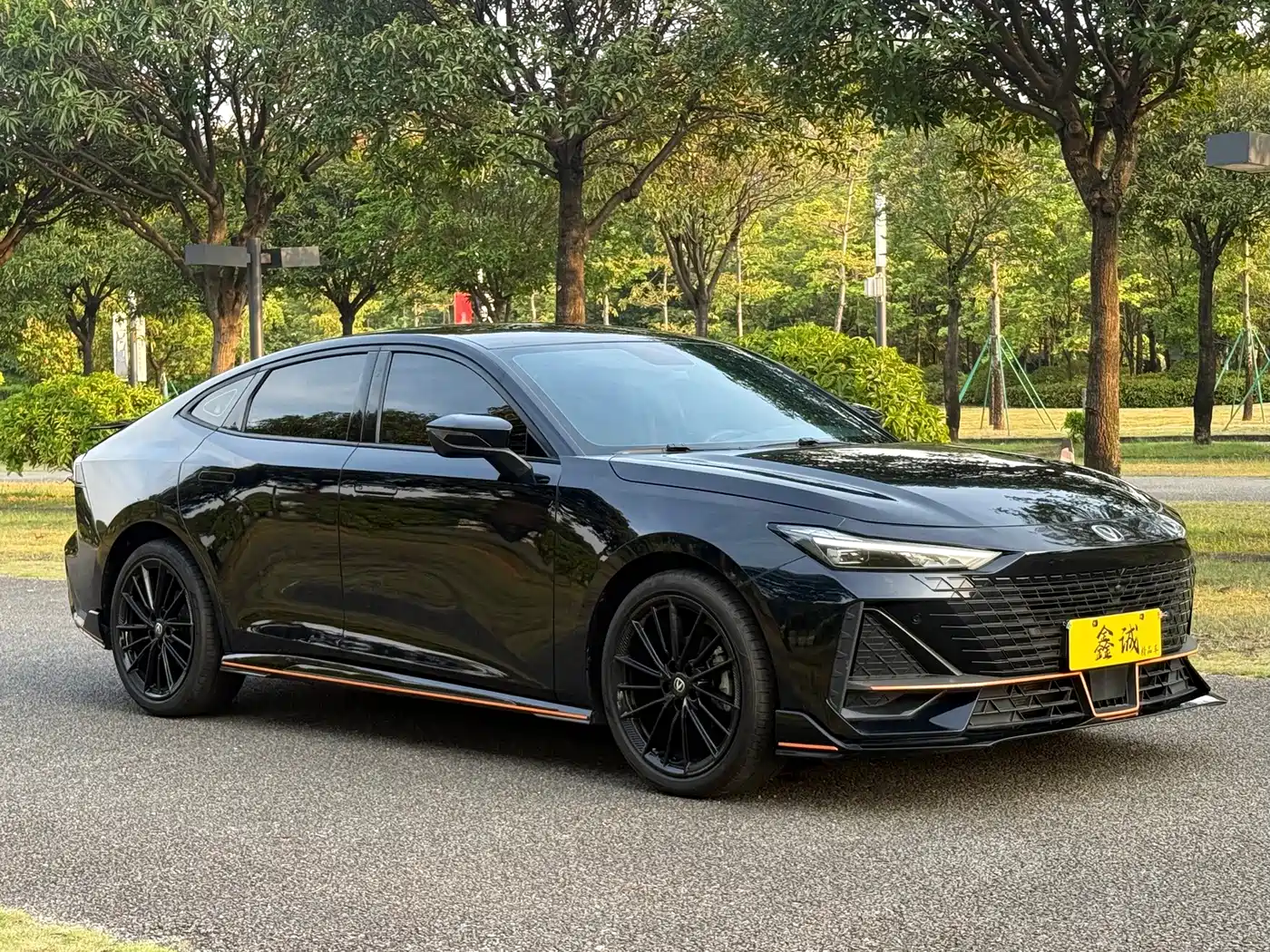 CHANGAN UNI-V