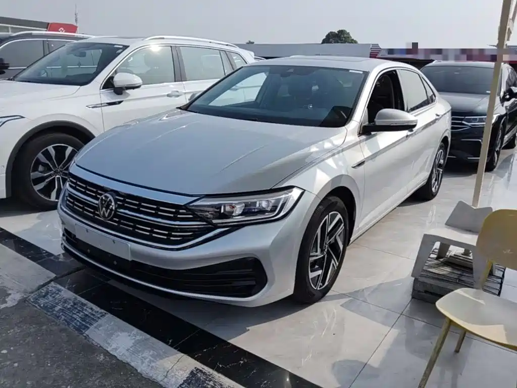 Volkswagen Sagitar 2023 300TSI DSG Surpassing Edition