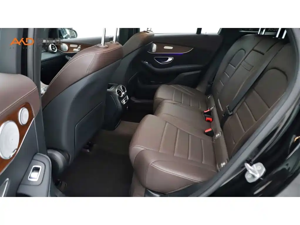 Mercedes-Benz GLC 2021 GLC 300 L 4MATIC Sporty фото 7