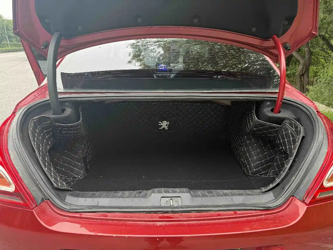 صورة 10 - Peugeot 308