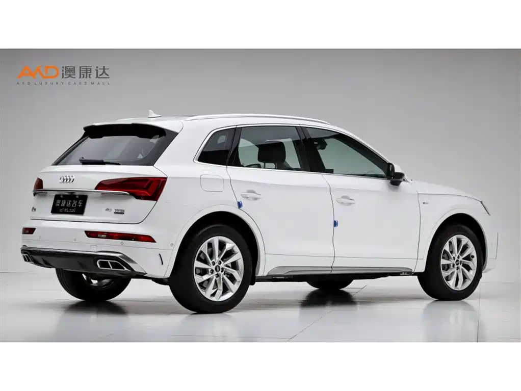 Audi Q5L 2022 40T Luxury Dynamic фото 3