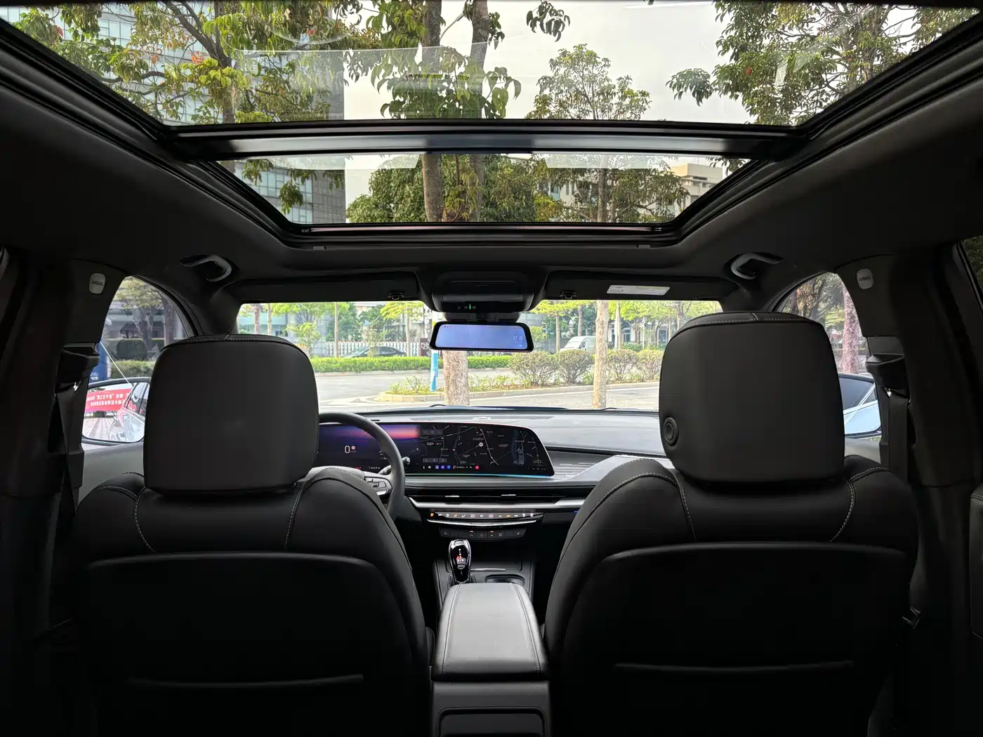 Cadillac XT4 2024 Facelift 28T 2WD Luxury фото 24