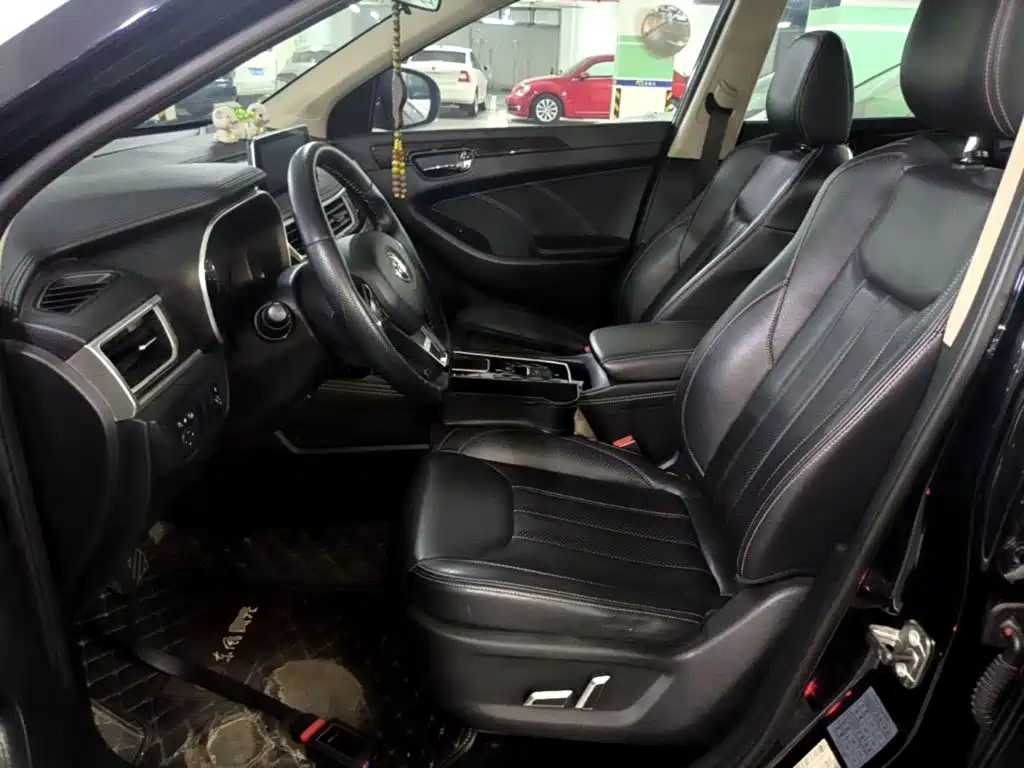 Dongfeng Fengguang Fengguang 580 2020 2020 1.5T CVT Luxury