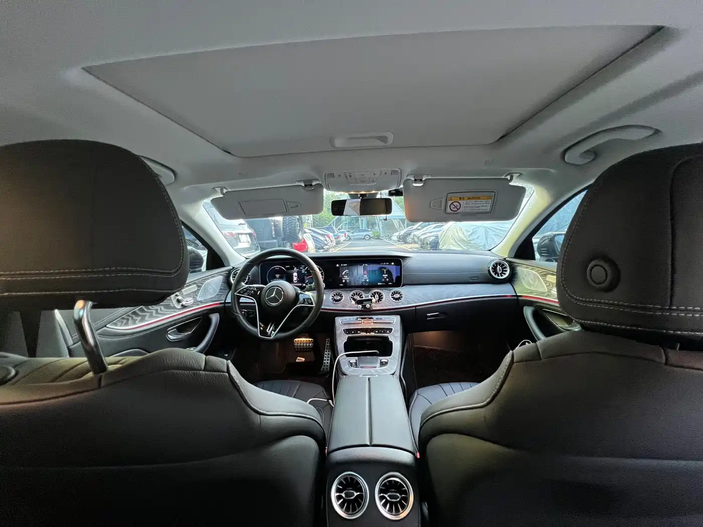Mercedes-Benz CLS 2023 Model CLS 300 Sport Version фото 5