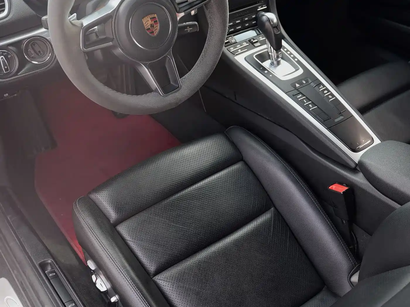 Porsche 718 2018 Cayman 2.0T фото 10