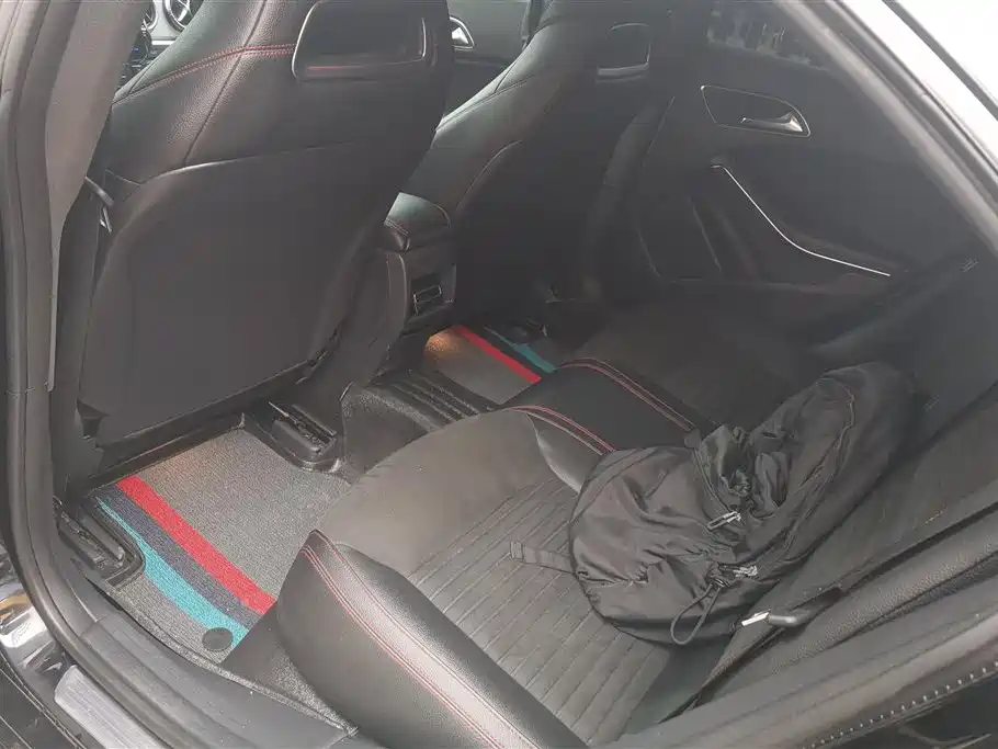Mercedes-Benz CLA (Import) 2017 Facelift CLA 220 4MATIC фото 11