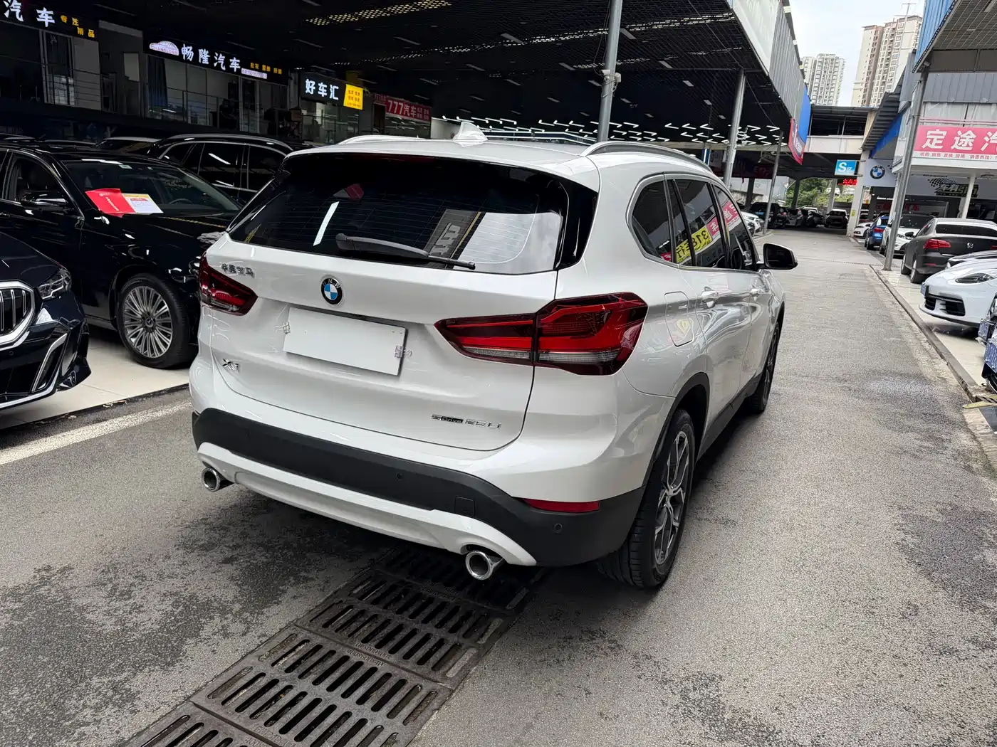 BMW X1 2022 sDrive25Li Leading фото 35