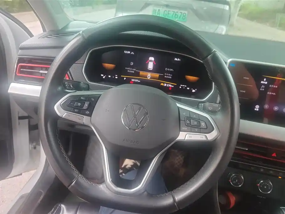 Volkswagen Lavida 2023 Model 300TSI DSG Starlight Leading Edition фото 15