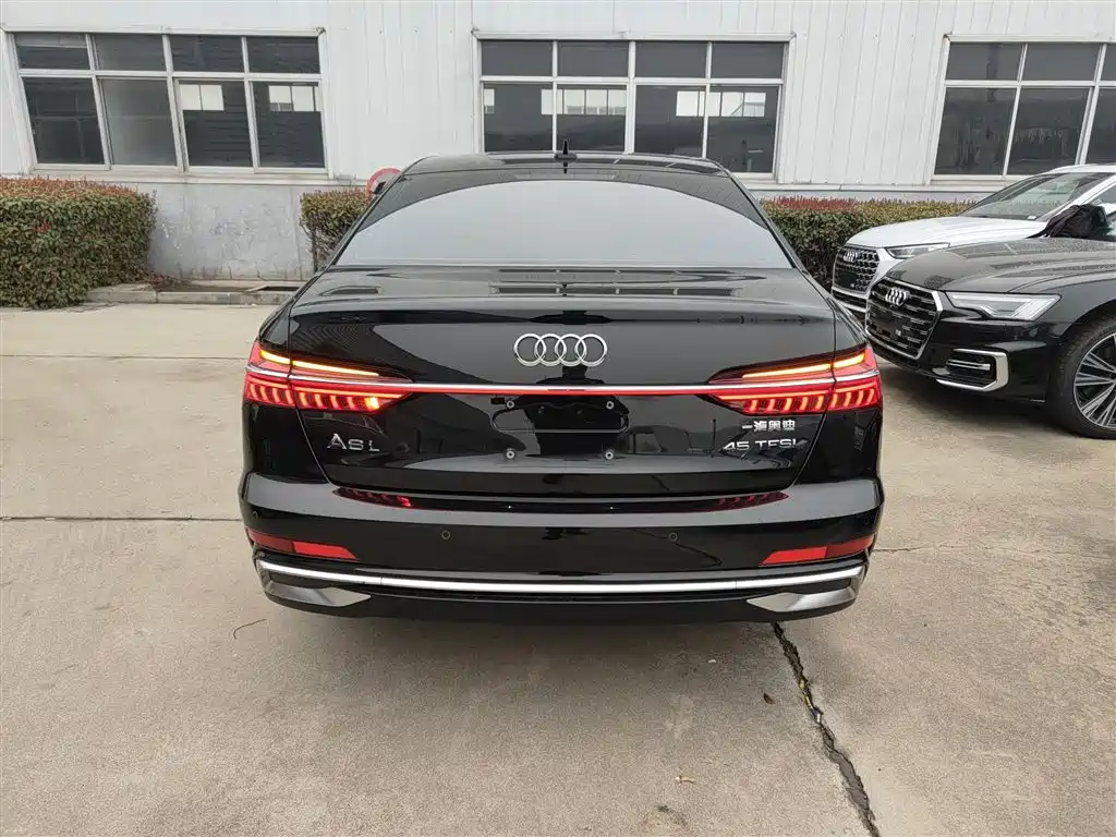 Audi A6L 2024 45 TFSI Premium Dynamic фото 6