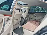 Фото 4 - Toyota Camry