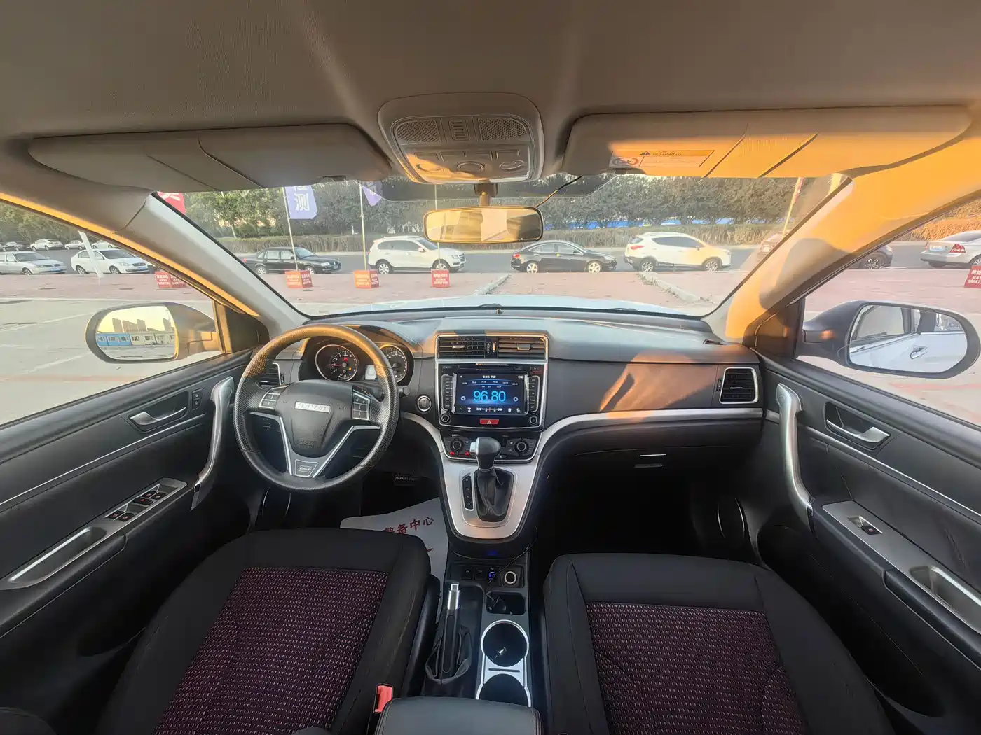 Photo 6 - Haval M6