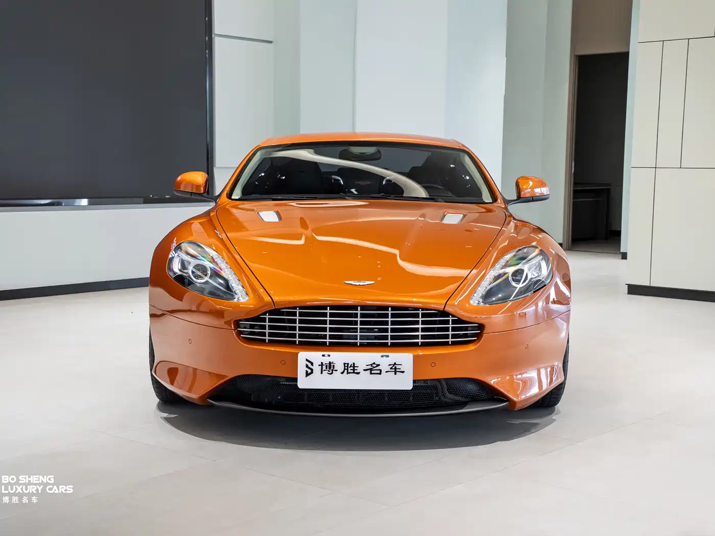 Aston Martin Virage 2012 6.0 Coupe фото 3
