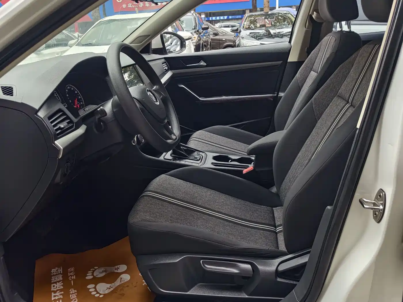Volkswagen Lavida 2018 1.5L Auto Trend Edition China V фото 5